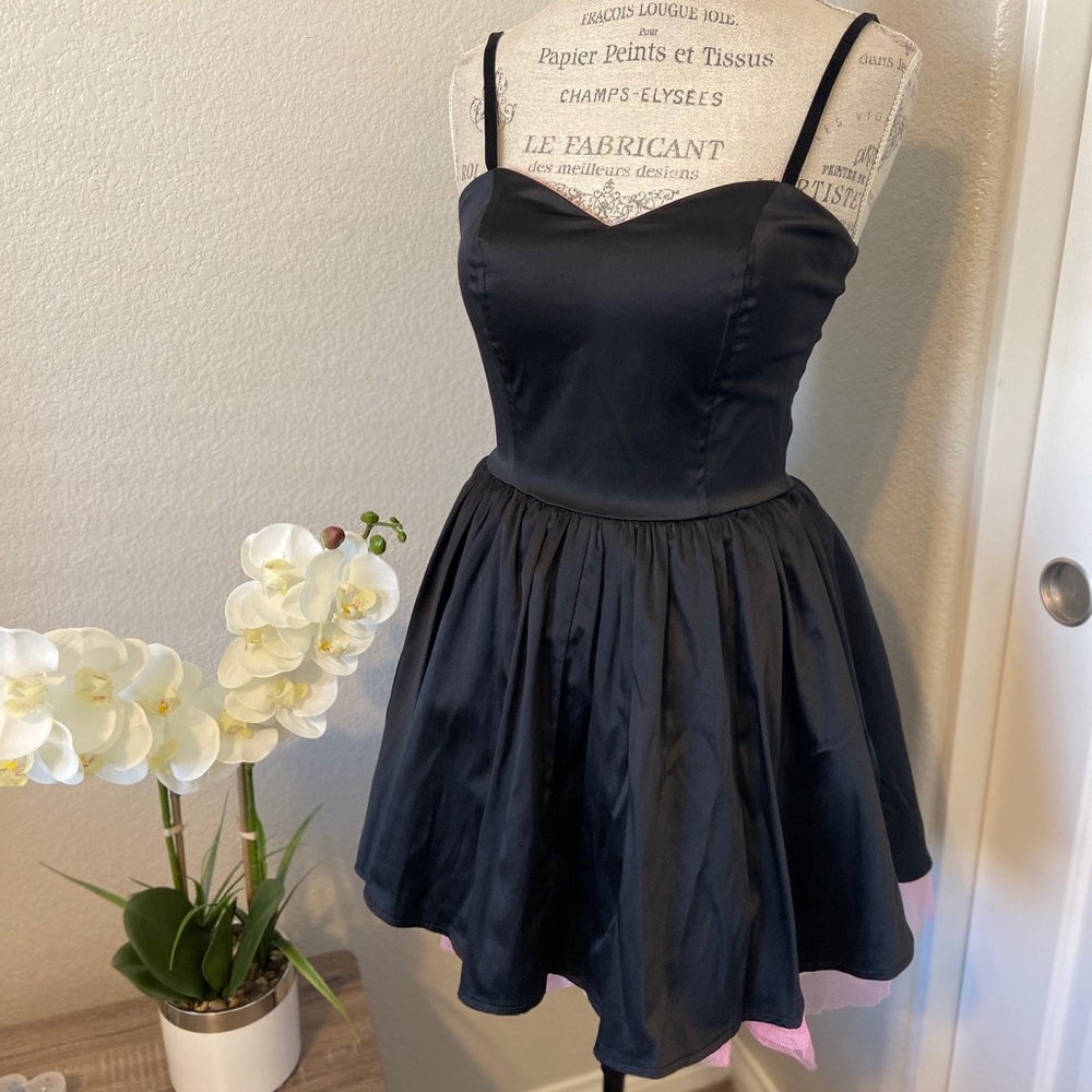 Bettie Paige black and pink party dress size small